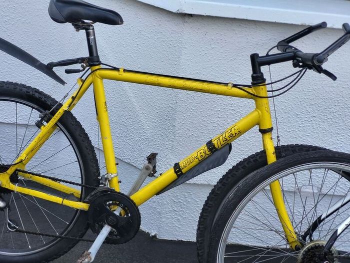 Hybrid  2 Cheap Used Bikes
