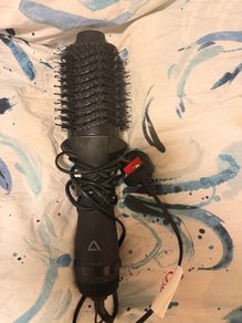 blow dry brush