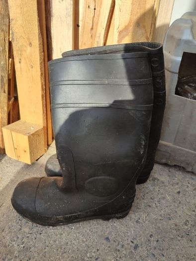wellies size 10 (44)