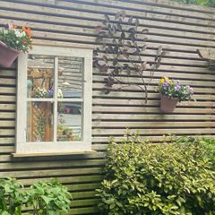 Garden window