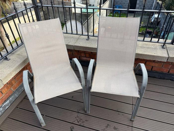 2 Garden Chairs