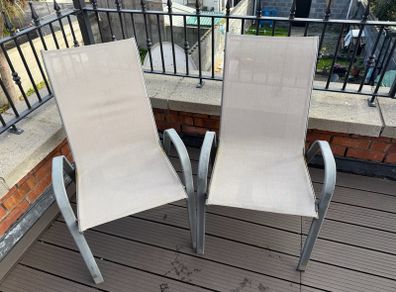2 Garden Chairs