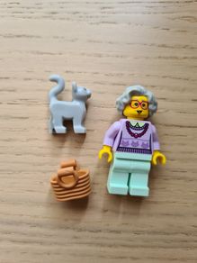lego grandma collectible series 11