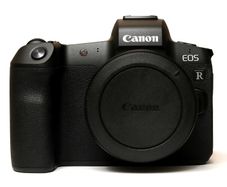 canon EOS R