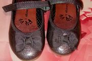 Girls shoes size 22