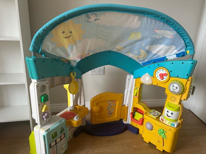 Fisher-Price Laugh & Learn Smart Learning Home Playset
