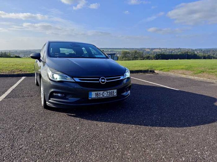 2016 Opel Astra Sri 1.6cdti 136ps S/s 5d