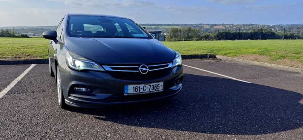 2016 Opel Astra Sri 1.6cdti 136ps S/s 5d