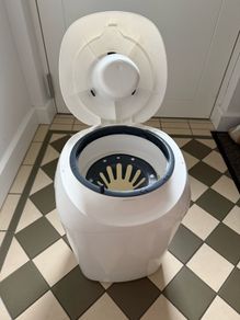 2x Tommee Tippee Nappy bin