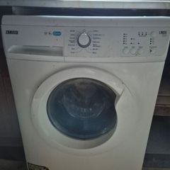 Zanussi 8kg Washing Machine