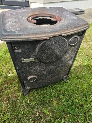 Stanley Oisin Cast Iron Solid Fuel Stove