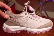 2 Pairs Of Kids/Adults Runners (size 4UK) New.