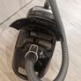 Miele vacuum cleaner Image 4