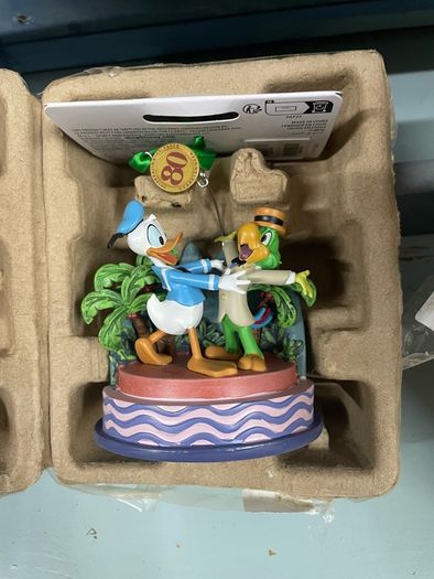 Saludos Amigos 80th Anniversary Limited Release Legacy Sketchbook Ornament