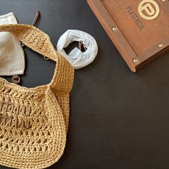 Luxury Woven Shoulder Bag - Camel