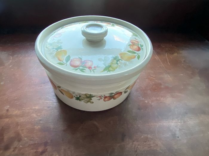 Wedgewood 'Quince' Dinner Service Set