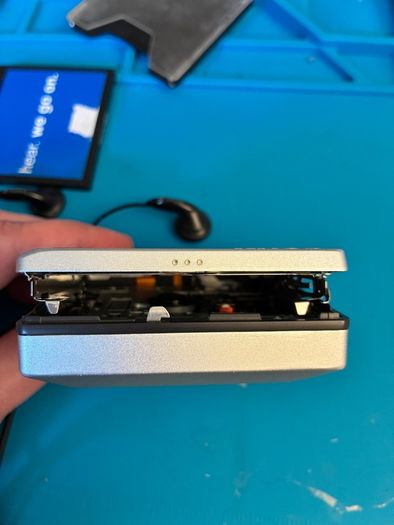Sony MZ-R70 MiniDisc Walkman Recorder - Serviced & Tested