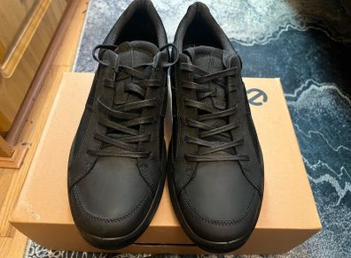 Ecco Shoes