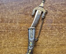 Vintage Sabre Blade Sword Brooch Tie Pin Clip Toledo Damascene Style Goldtone