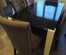 Table & Chairs & Bar Stools