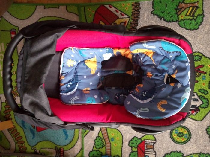 Baby car seat