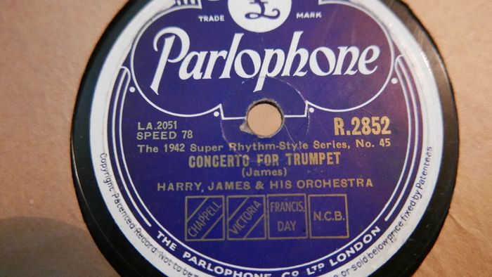 Antique Gramophone Records