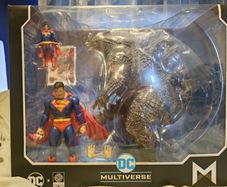 Superman vs godzilla