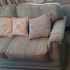 Queen Anne-style three-piece suite