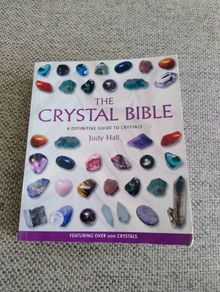 The Crystal Bible a definite guide to crystals by Judy Hall 400 pages in good condition FREE STANDARD POSTAGE INCLUDED