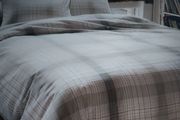 Dorma King Graphic Duvet  Cover(used)