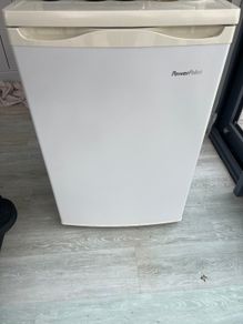 PowerPoint chest freezer