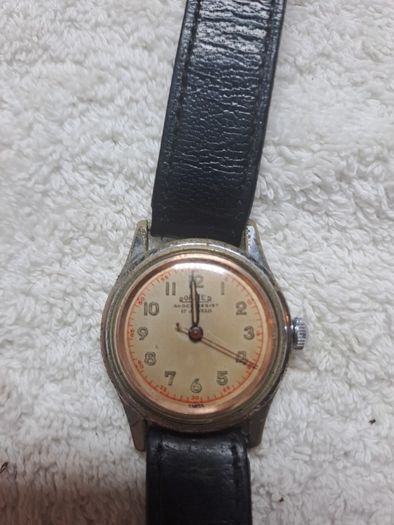 Vintage Swiss made Roamer watch