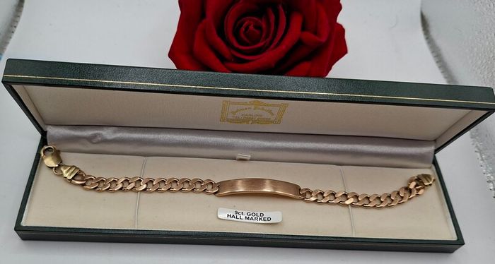 9ct gold bracelet