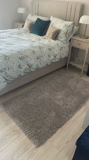 Thick Pile Grey Rug