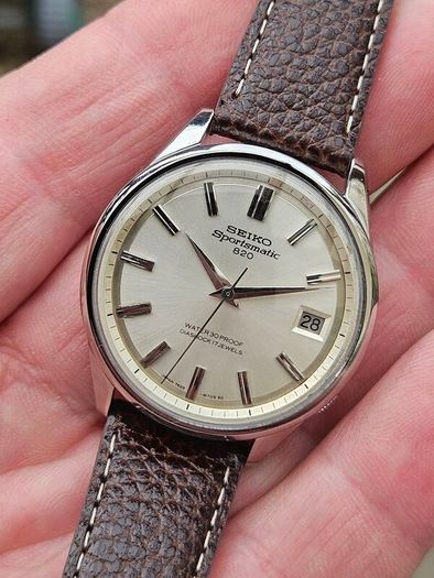 Watch Seiko Sportsmatic 820 Automatic.