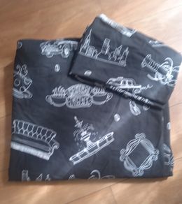 Friends Reversible Double Duvet Set