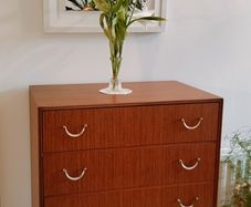Mid Century Vintage Meredew Chest of Drawers