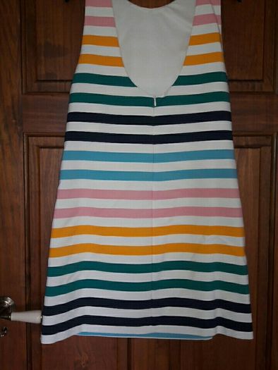 Ladies sleeveless dress NEW Size L Zara