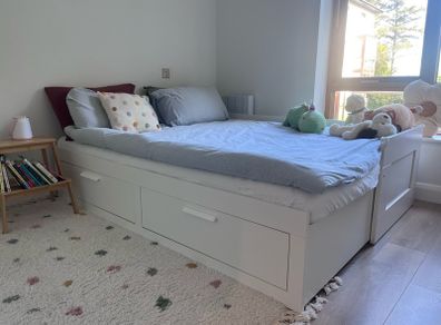 Bed ( day bed)