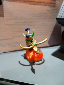 Activision Skylanders Flameslinger Figure 2011 Spyros Adventure Series 84178888 Giants Choice Wii U 3DS PS3 PS4 Xbox 360 Xbox One Figures Postage Available