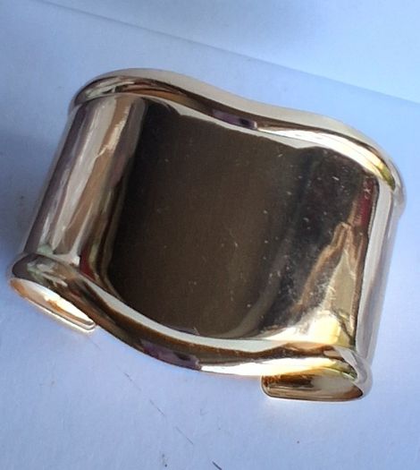 Gold Rim V Dip Cuff Bangle