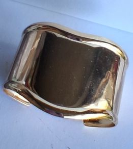 Gold Rim V Dip Cuff Bangle