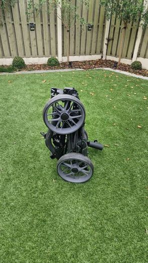 Golf trolley