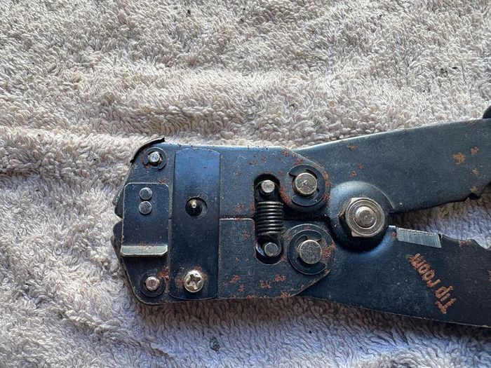 RS wire strippers/cutters