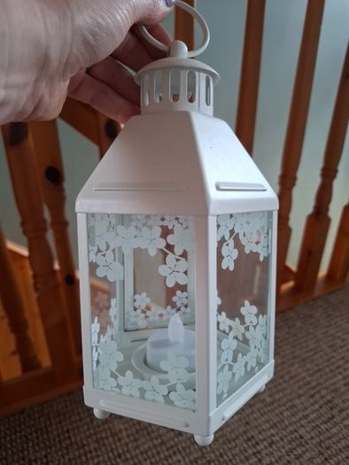 White lanterns x8