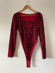 Boohoo red print Bodysuit size 16 New without tags