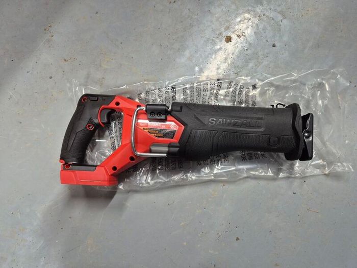 Milwaukee M18 Fuel Sawzall Reciprocating Saw Body