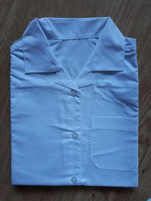 Girls Short Sleeve Revere Collar Shirt. Age 10-11