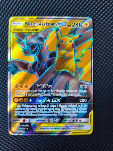 Pokemon Pikachu & Zekrom GX