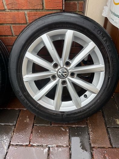 Alloys VW Golf Highline model 205/55/16 5x112